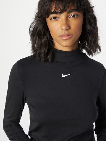 Nike Sportswear Shirt in Black