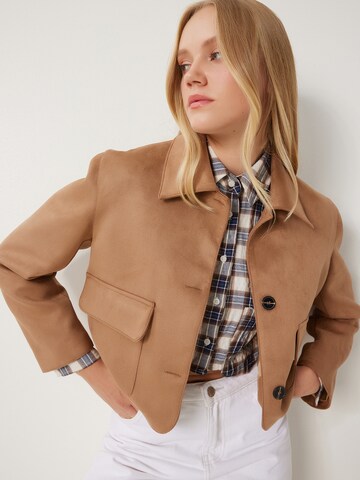 Happiness İstanbul Přechodná bunda – hnědá