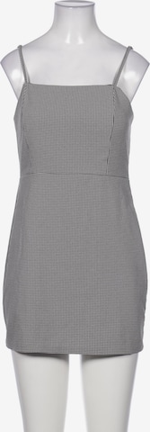 Pull&Bear Kleid M in Grau: predná strana