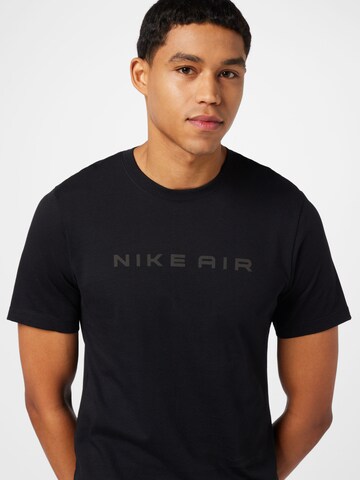 Tricou de la Nike Sportswear pe negru