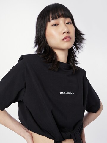 Trendyol Shirt in Black