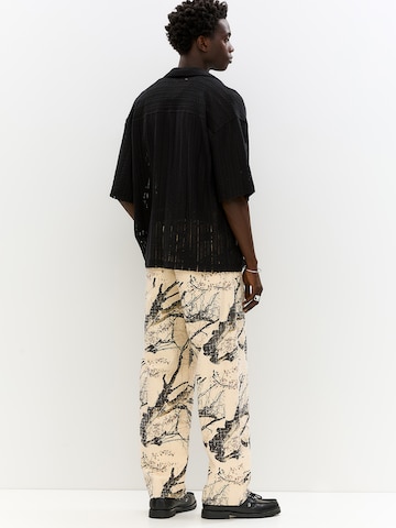 Pull&Bear Comfort fit Koszula w kolorze czarny