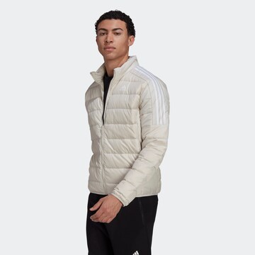 Veste outdoor ADIDAS SPORTSWEAR en blanc : devant