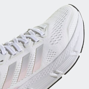 ADIDAS SPORTSWEAR - Sapatilhas baixas 'Questar' em branco