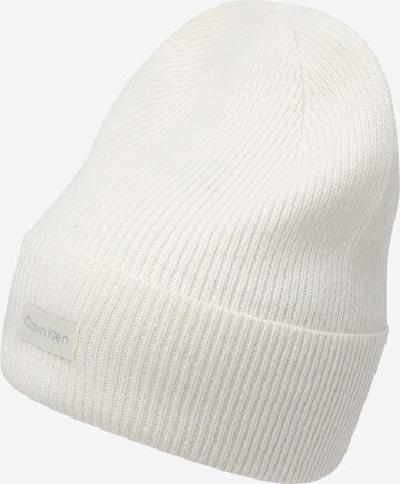 Bonnet Calvin Klein en blanc : devant