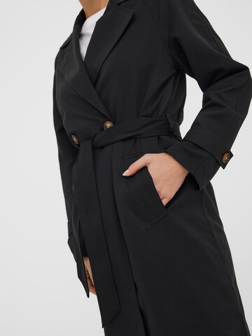 VERO MODA Between-Seasons Coat 'LOU' in Black