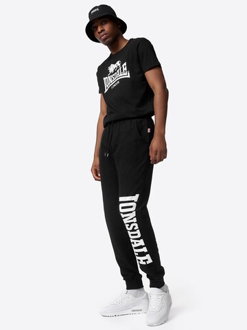 LONSDALE Футболка 'ST. ERNEY' в Черный