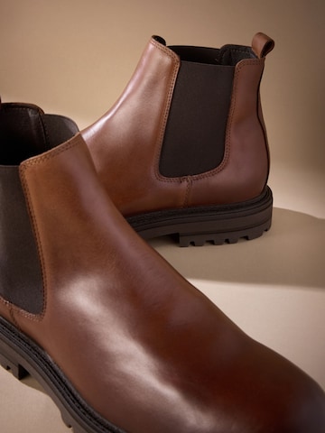Next - Botas Chelsea en marrón