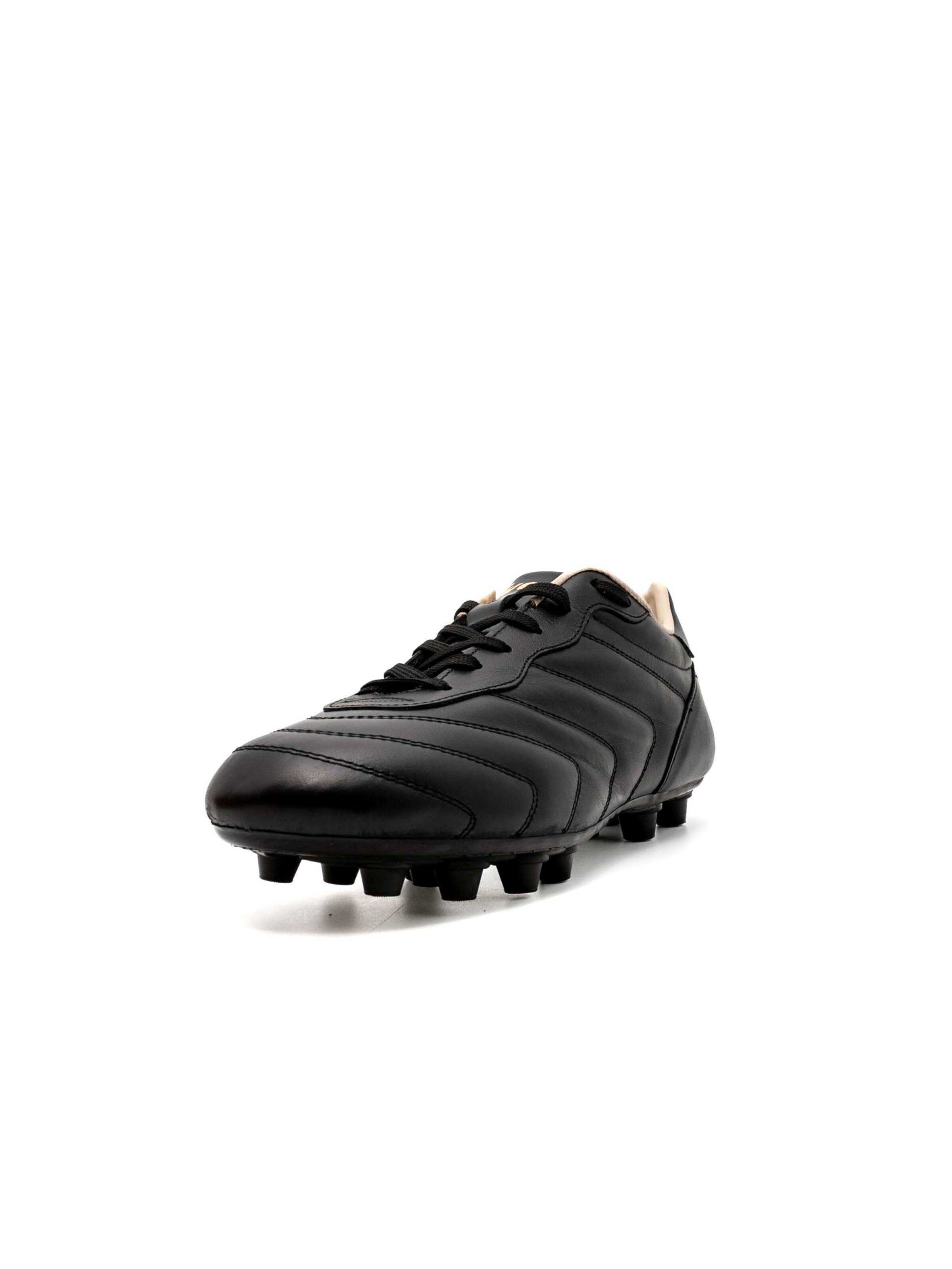 Chaussure de foot RYAL en noir