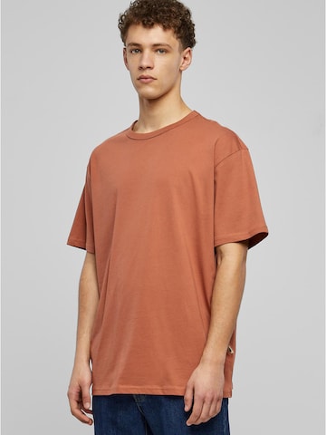 Urban Classics - Camiseta en marrón: frente