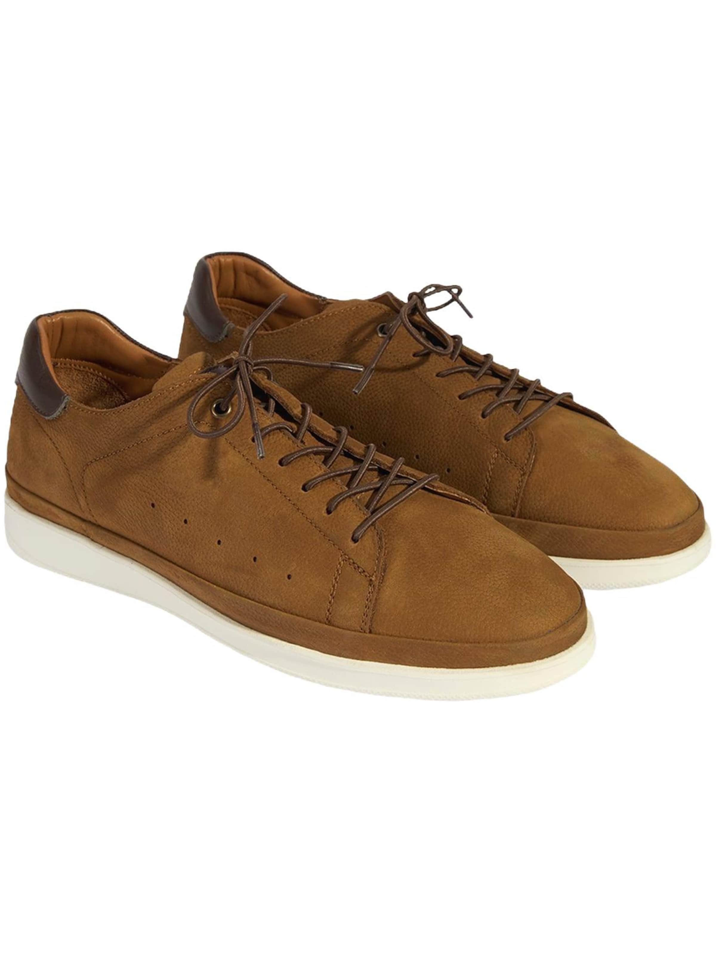 Chaussure basse 'Slip-Ons' Desa en marron : devant