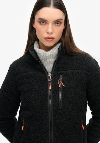 Veste en polaire Superdry en noir