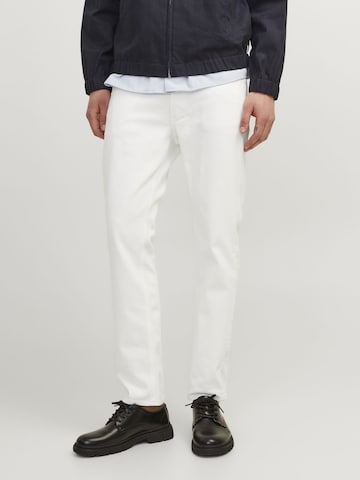 JACK & JONES Regular Jeans 'ICLARK EVAN' in White: front