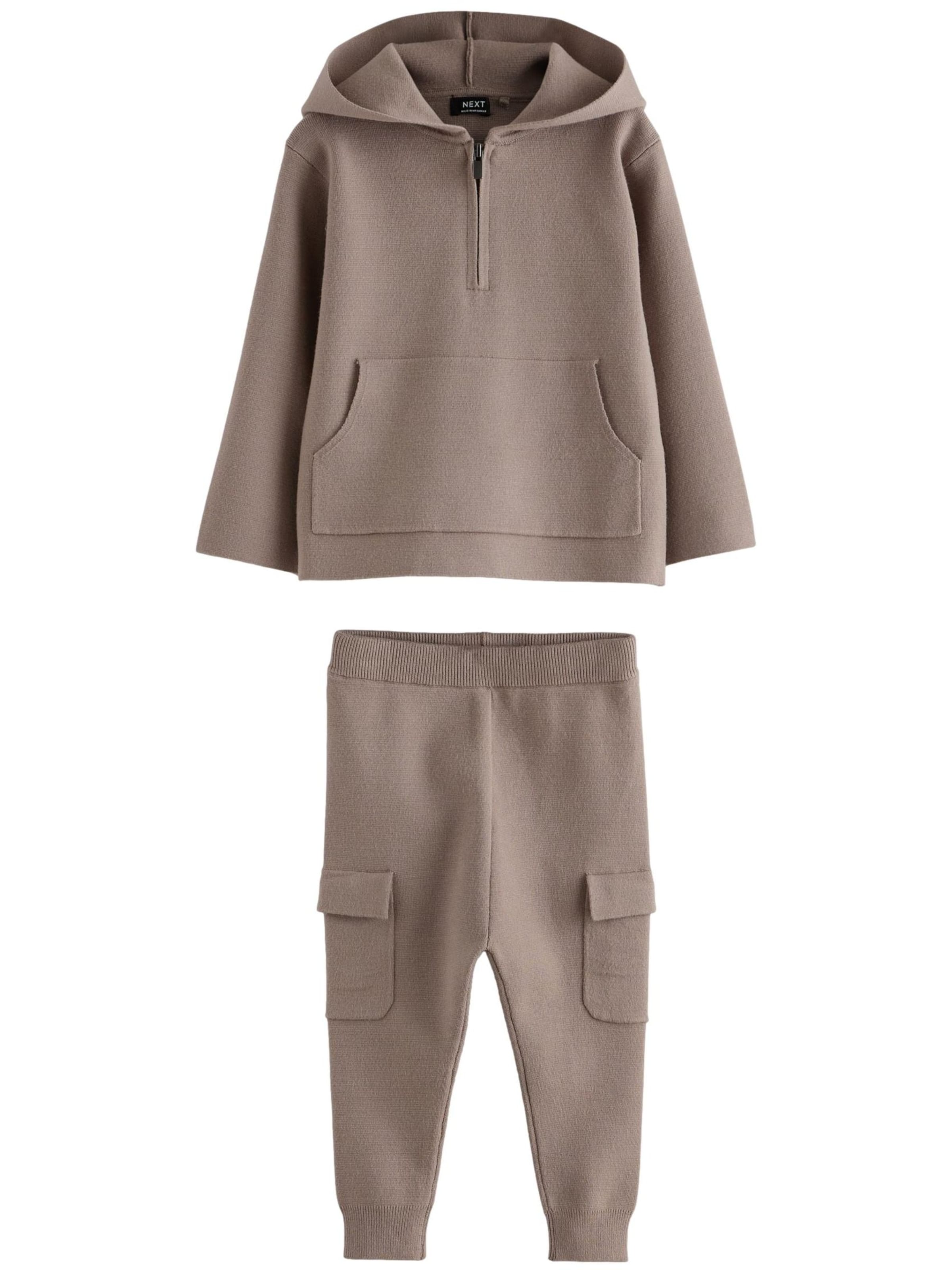 Next Set i beige: framsida