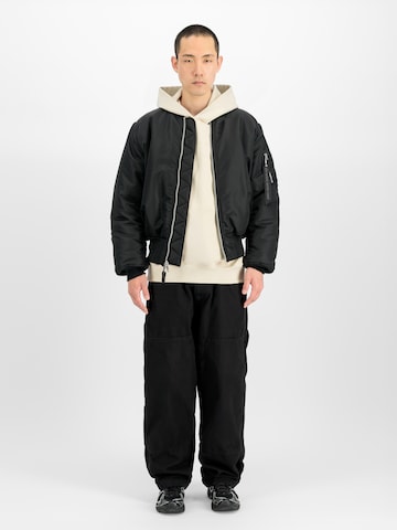 ALPHA INDUSTRIES Jacke in Schwarz: Vorderseite