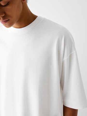 T-Shirt Bershka en blanc