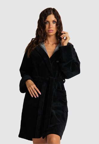 Carlo Colucci Short Bathrobe 'Como' in Black: front