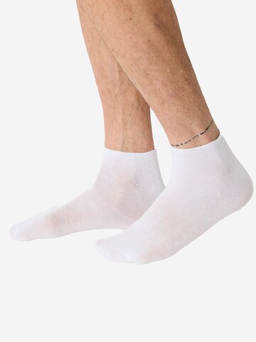 Nur Die Socks in White