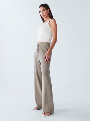 BWLDR Wide Leg Housut 'ELENOR' värissä beige