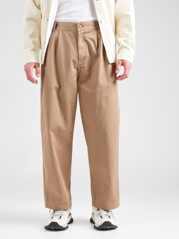Loosefit Pantaloni con pieghe 'Marv' di Carhartt WIP in marrone: frontale