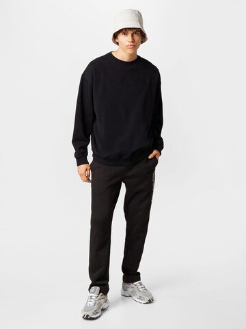 Calvin Klein Jeans Regular Trousers in Black