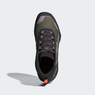 Botine 'Eastrail 2.0' de la ADIDAS TERREX pe verde
