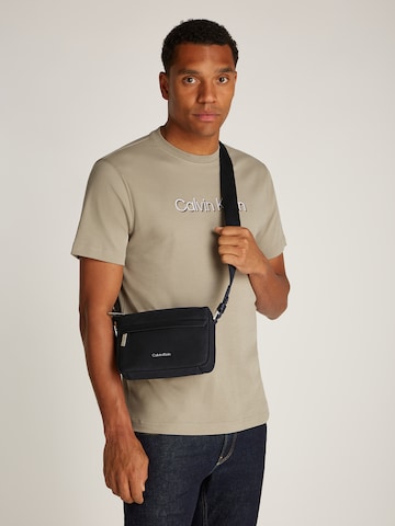 Calvin Klein Skuldertaske i sort