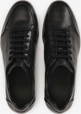 KazarSportske cipele na vezanje - crna boja