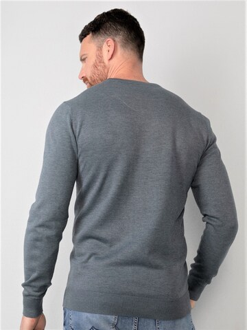 Pullover di Petrol Industries in grigio