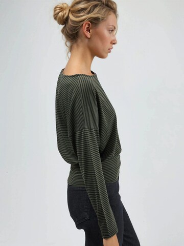 Busem Blouse in Green