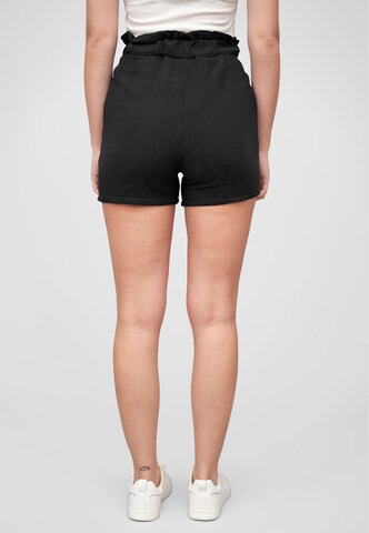 Cloud5ive Regular Shorts in Schwarz