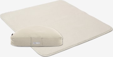 YOGISTAR.COM Mat in White: front