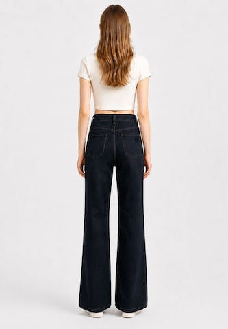 Wide leg Jeans di Elara in nero
