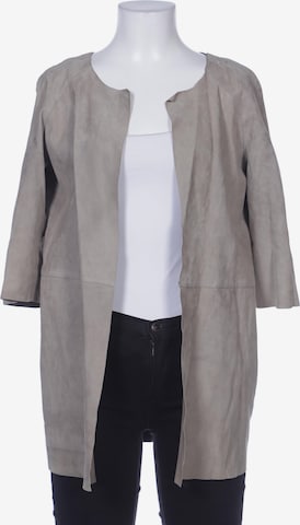 Arma Mantel S in Grau: Vorderseite