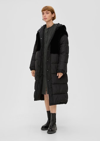 s.Oliver Χειμερινό παλτό σε μαύρο