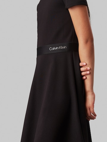 Rochie de la Calvin Klein Jeans pe negru