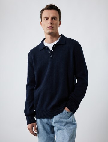 Koton Pullover in Blau: Vorderseite