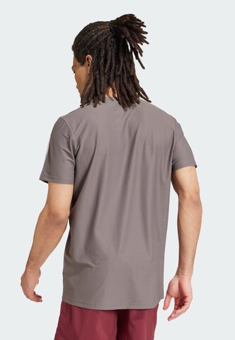 Maglia funzionale 'Own the Run' di ADIDAS PERFORMANCE in grigio