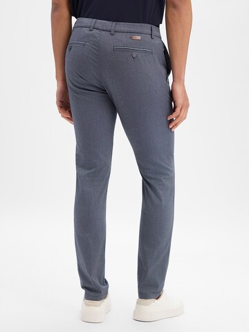 bugatti Regular Chino Pants in Blue