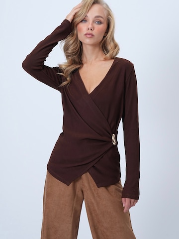 Chemisier Trend Alaçatı Stili en marron : devant