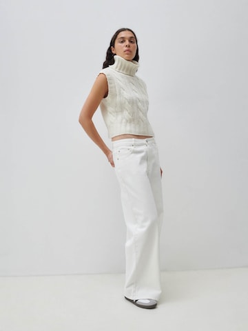 ABOUT YOU x Marie von Behrens Sweater 'Camille' in White