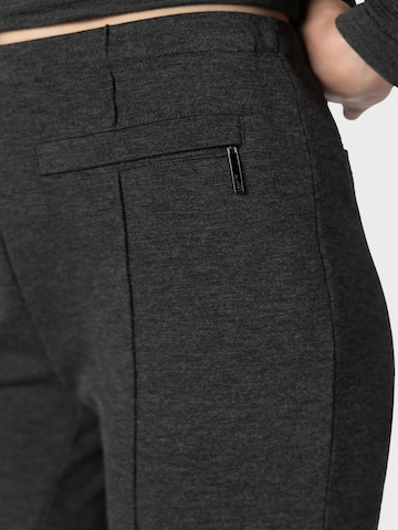 NAULOVER Slimfit Pressveckad byxa ' ' i grå: baksida