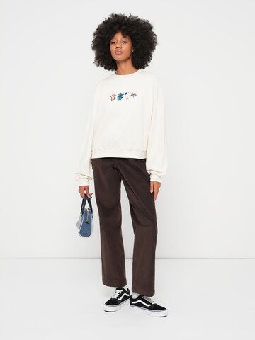 VolcomSweater majica 'BRUNO LUCAS CREW' - bijela boja