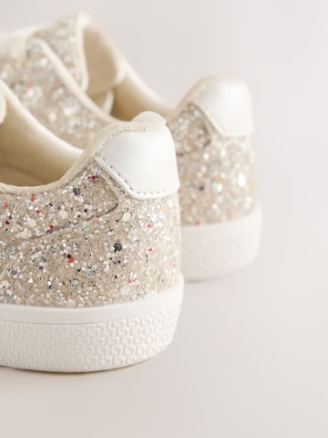 Baskets Next en beige