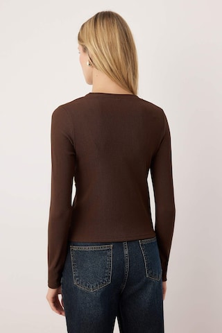 Trendyol Shirt in Brown