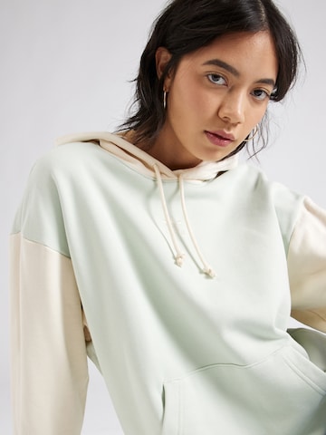 ADIDAS ORIGINALS Sweatshirt 'Neutral Court' in Grün