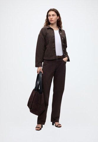GAP Tapered Jeans in Braun
