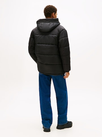 Giacca invernale di Tommy Jeans in nero