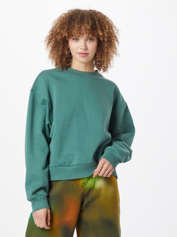 WEEKDAY Sweatshirt 'Amaze' i grøn: forside