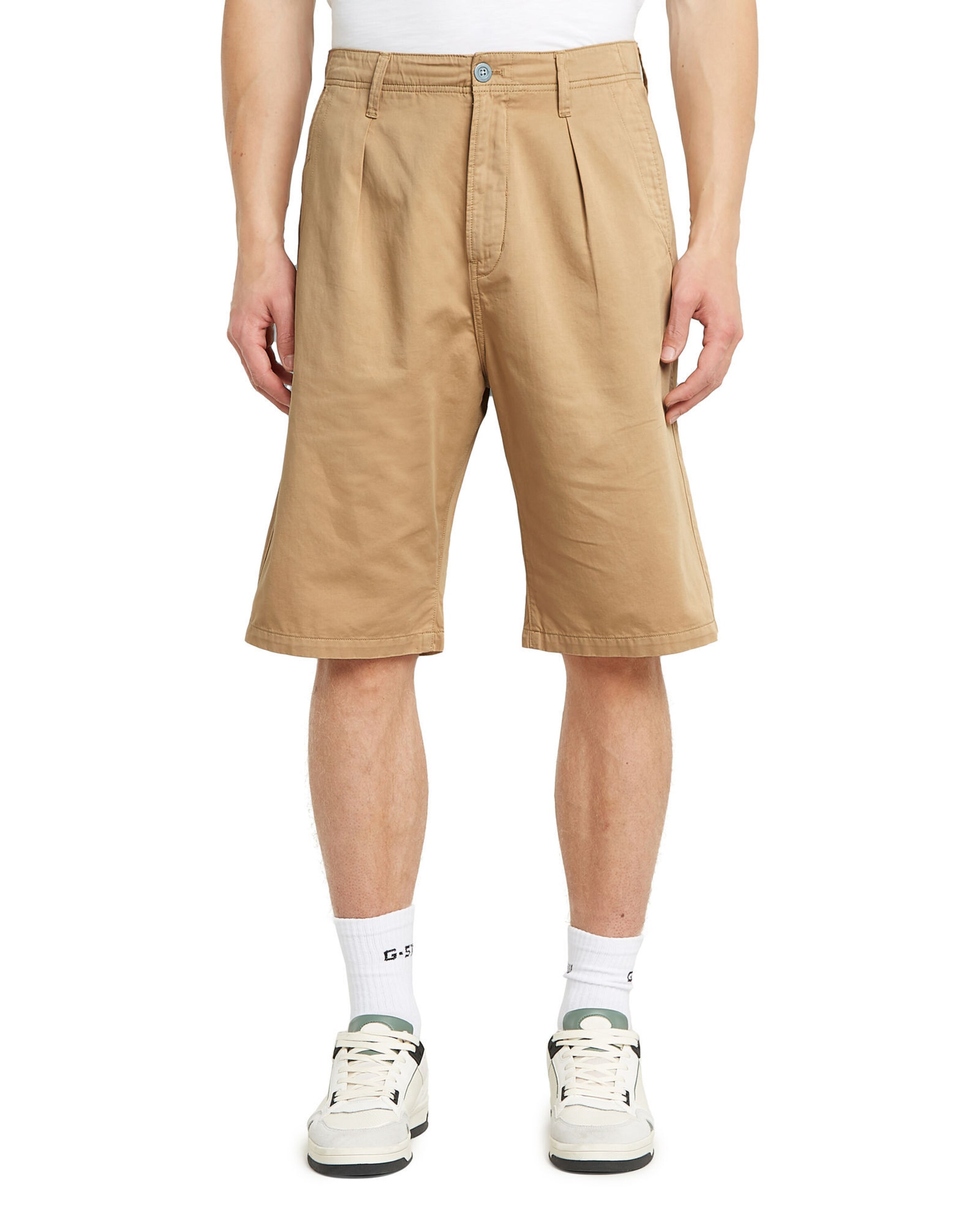 G-STAR Loose fit Pleat-front trousers in Brown: front